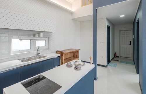 Hallim House | Jeju Sihyeonuipungcha Pension