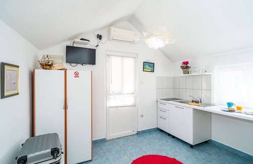 Montovjerna House | Jele Rooms