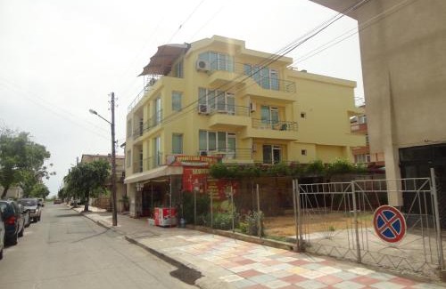 Primorsko Hotel | Jelezchevi Guest Rooms