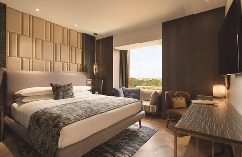 Orchard Hotel | JEN Singapore Tanglin by Shangri-La