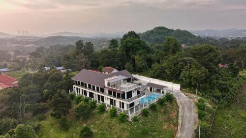 Kampung Rawa House | Jenderam Hill Villa