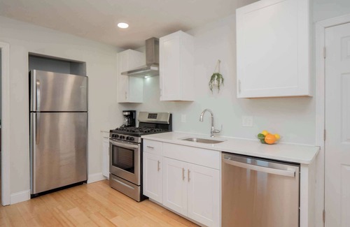 College Hill Apartment | Jennifer's Historic College Hill Apartment - The Lookout