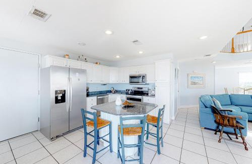 Orange Beach House | Jenny Lind East - Nordic Villas