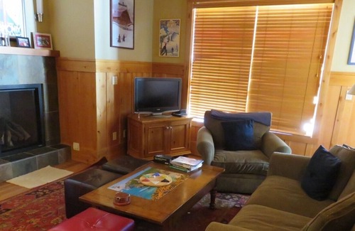 Sugar Bowl Resort Condo | Jerome Creek Lodge 215