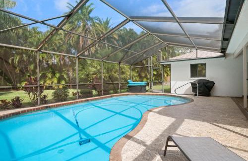 Palma Sola House | Jerry's Gem! Beautiful private pool home near Anna Maria Island!