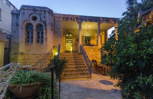 Baka Bed & Breakfast | Jerusalem Garden Home