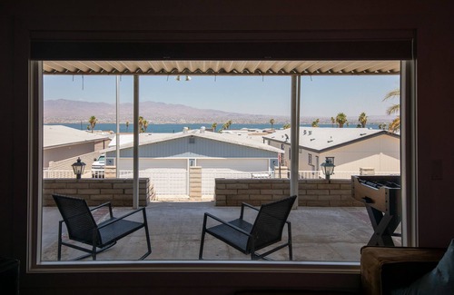 Havasu Lake House | Jet Boat Billy's Speed Shop Havasu