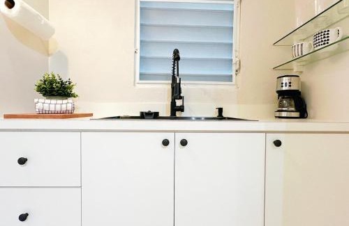 Cangrejo Arriba Apartment | Jetsetter's Retreat Chic Studio Minutes from SJU
