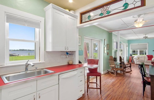 Sebring House | Jetski, Fish and/or Relax in our Lake Sebring Lakehouse