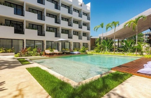 La Veleta Apartment | Jetstream & Private Jacuzzi + club beach