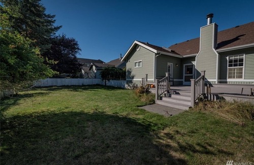 Sudden Valley House | Jewel of Geneva: Tranquil Retreat with Deck and Home Office