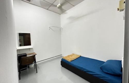 Taman Setia Indah House | Jiaxin Dormitory-Setia Indah 家馨青年旅宿