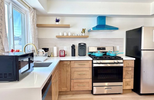 Upland House | Jie choice- 3b2b Highland Calm Brand NEW House