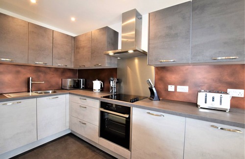 Bristol Apartment | Jims Place - Your Apartment