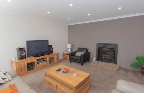 Jindabyne House | Jindalee 3 34 Twynam St