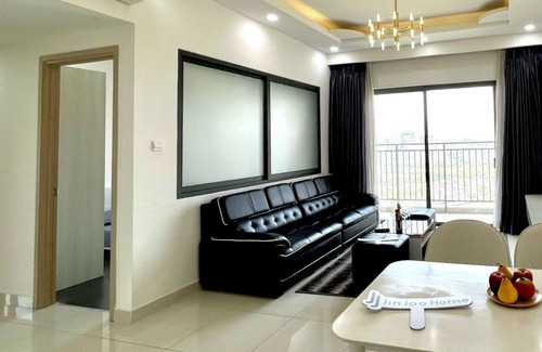 District 5 Apartment | JinJoo Home