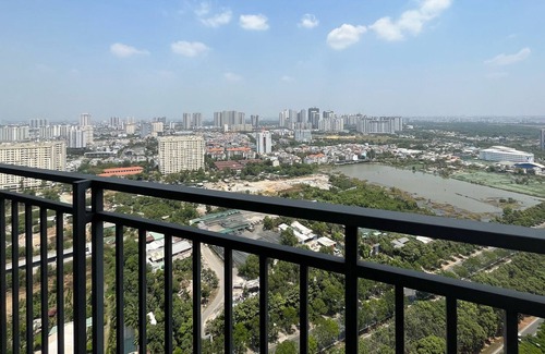 District 5 Apartment | JinJoo Home