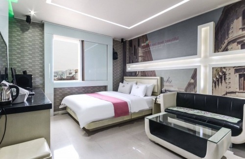 Chinju Hotel | Jinju Hotel Pop