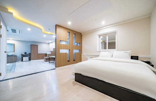 Chinju Hotel | Jinju Hotel Sheja Jinju Branch