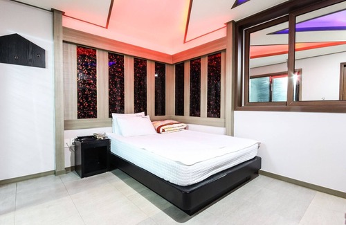 Jinju Hotel | Jinju Rock Self Check-in Motel