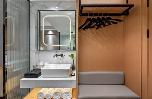 Baiyun Hotel | Jinshi Hotel