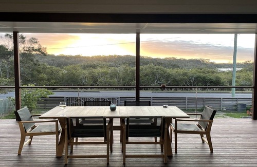 Wooli House | JJ's Holiday House, TOP NOTCH