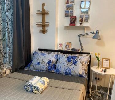 Pinagsama Apartment | JL Suite Staycation near Venice Grand Canal Mall