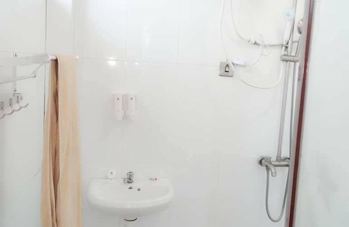 Berekuso House | JLW Hostel