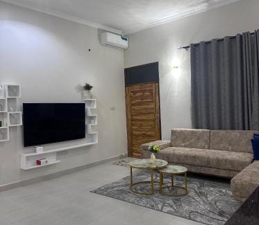 Dar es Salaam House | Jlynn retreat -2 Bed Rooms Apartment