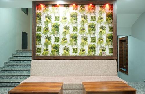 Pithampur Hotel | JMC HOTEL THE MOON