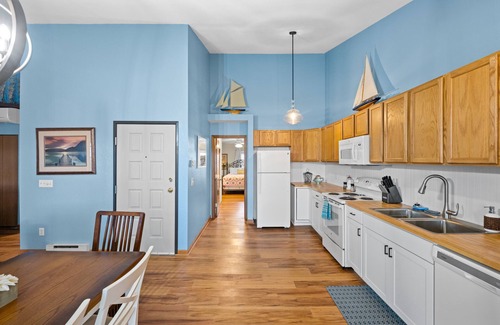 Oak Harbor Condo | Jo's Escape 2 bedroom 2 bath room condo