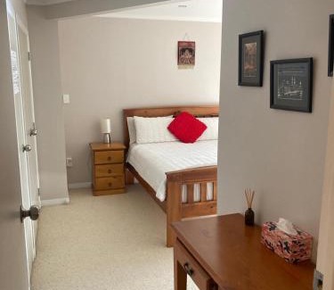 Greenlane - Ellerslie House | Joe & Mary's Comfy homestay room
