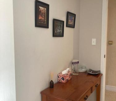 Greenlane - Ellerslie House | Joe & Mary's Comfy homestay room