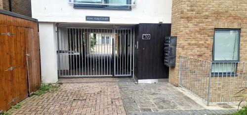 Lambeth House | John Double Room