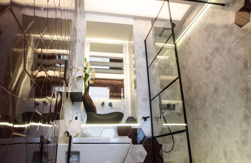 Chalcis Hotel | John's Hotel
