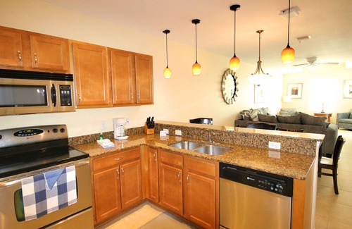 Madeira Beach Apartment | John's Pass Hotel