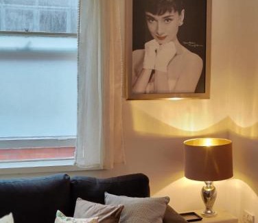 Bristol Old City Apartment | John Street Apartments Flat 2