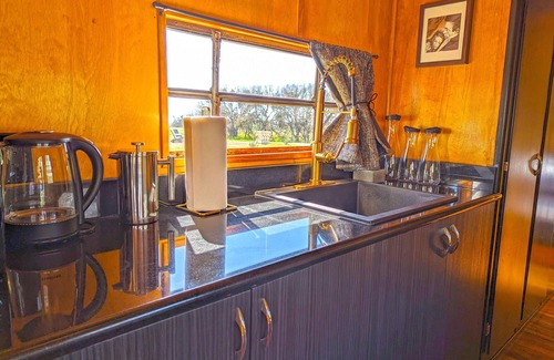Paso Robles RV Rental | Johnny Cash Trailer - Johnny Cash Themed Spartanette On Vineyard