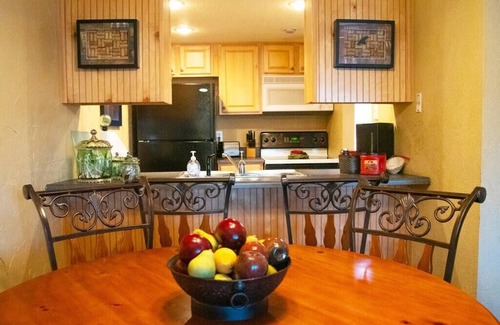 Fairfield Bay Condo | Join us @ Fairfield Bay-Ozark Mountain Lake Resort