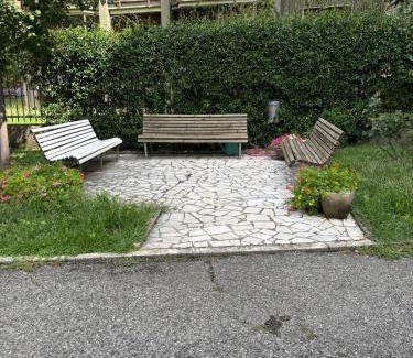 Segnano Apartment | JOIVY Cosy Studio Near Metro, Quick Ride to Milan Centre
