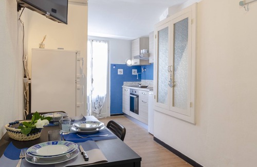 Sestri Levante Apartment | JOIVY Couzy Flat Baia del Silenzio