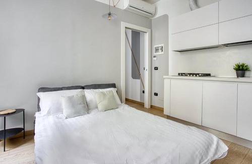 Zona Farini Apartment | JOIVY Elegant flat Easy Access to Centre