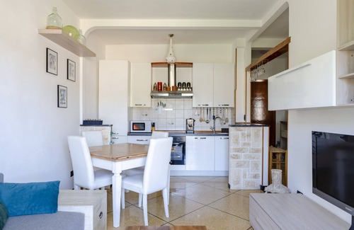 Rapallo Apartment | JOIVY Kiki House