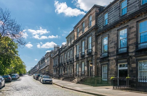 New Town Apartment | JOIVY Luxury Carlton Terrace Main Door Apartment