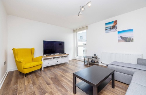 Ellemford Apartment | JOIVY Modern 2-bedroom flat near Inverleith Park