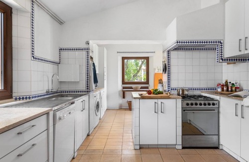 Praia das Macas Cottage | JOIVY Peaceful beach villa w/parking