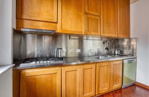 Zona Solari Apartment | JOIVY Spacious flat, excellent city centre access