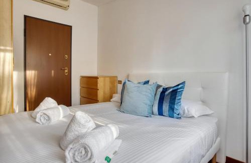 Zona Solari Apartment | JOIVY Spacious flat, excellent city centre access
