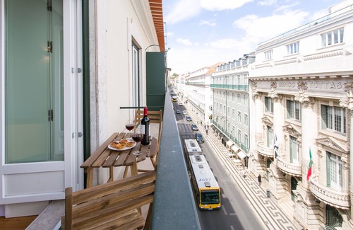 Chiado Apartment | JOIVY Sunny 1-bed flat w/terrace&sea view in Baixa, 3mins to Arco da Rua Augusta