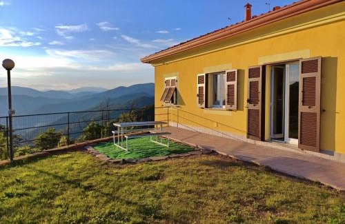 Moneglia Apartment | JOIVY Villa Guanna - Charming Flat with Garden